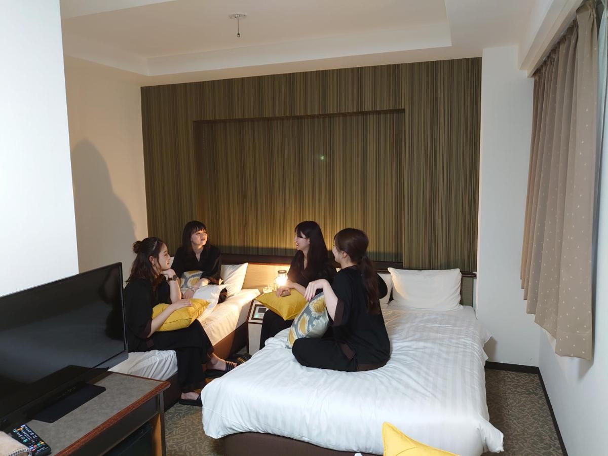 Hotel Area One Ойта Екстер'єр фото